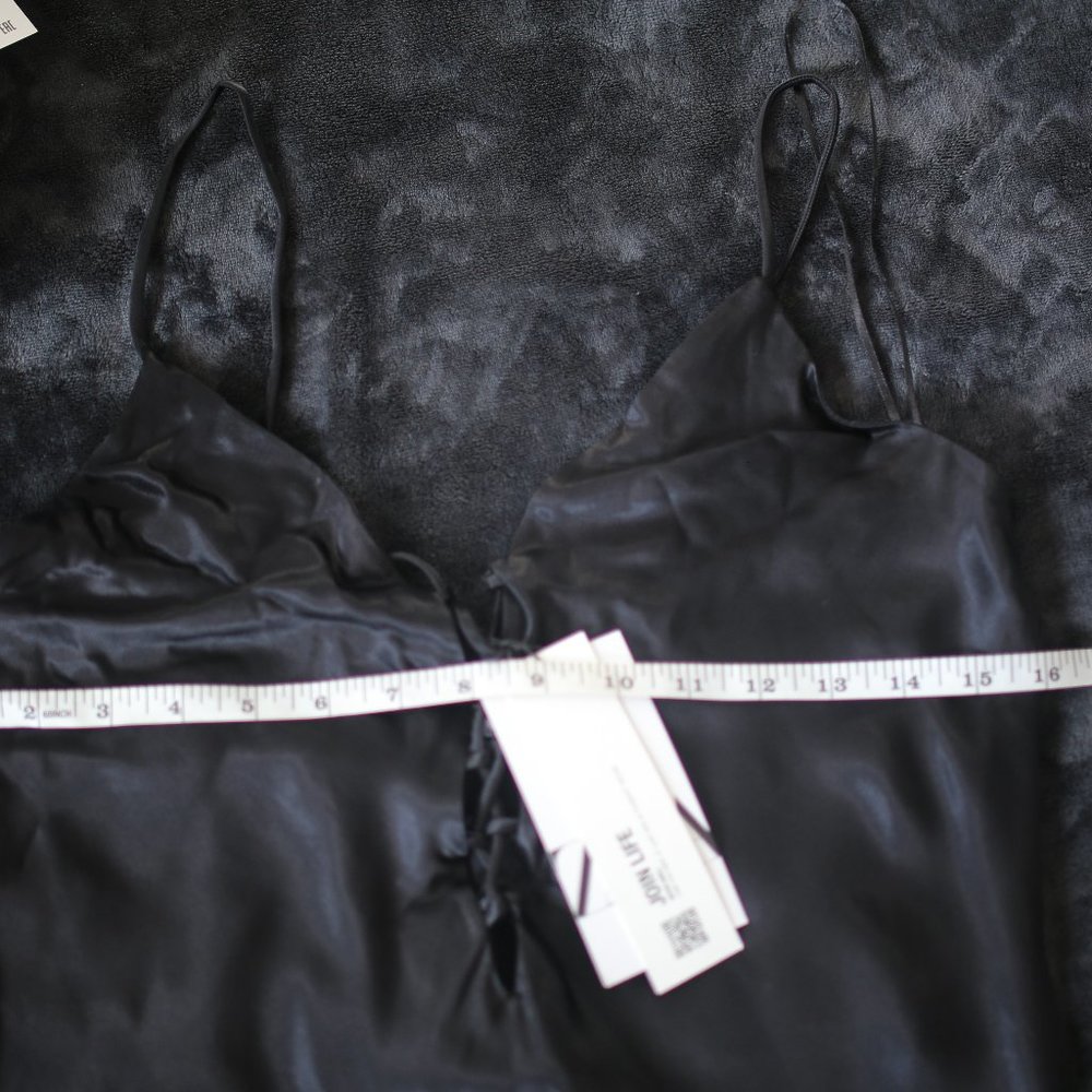 NWT SATIN EFFECT MIDI DRESS. - Picture 7 of 9